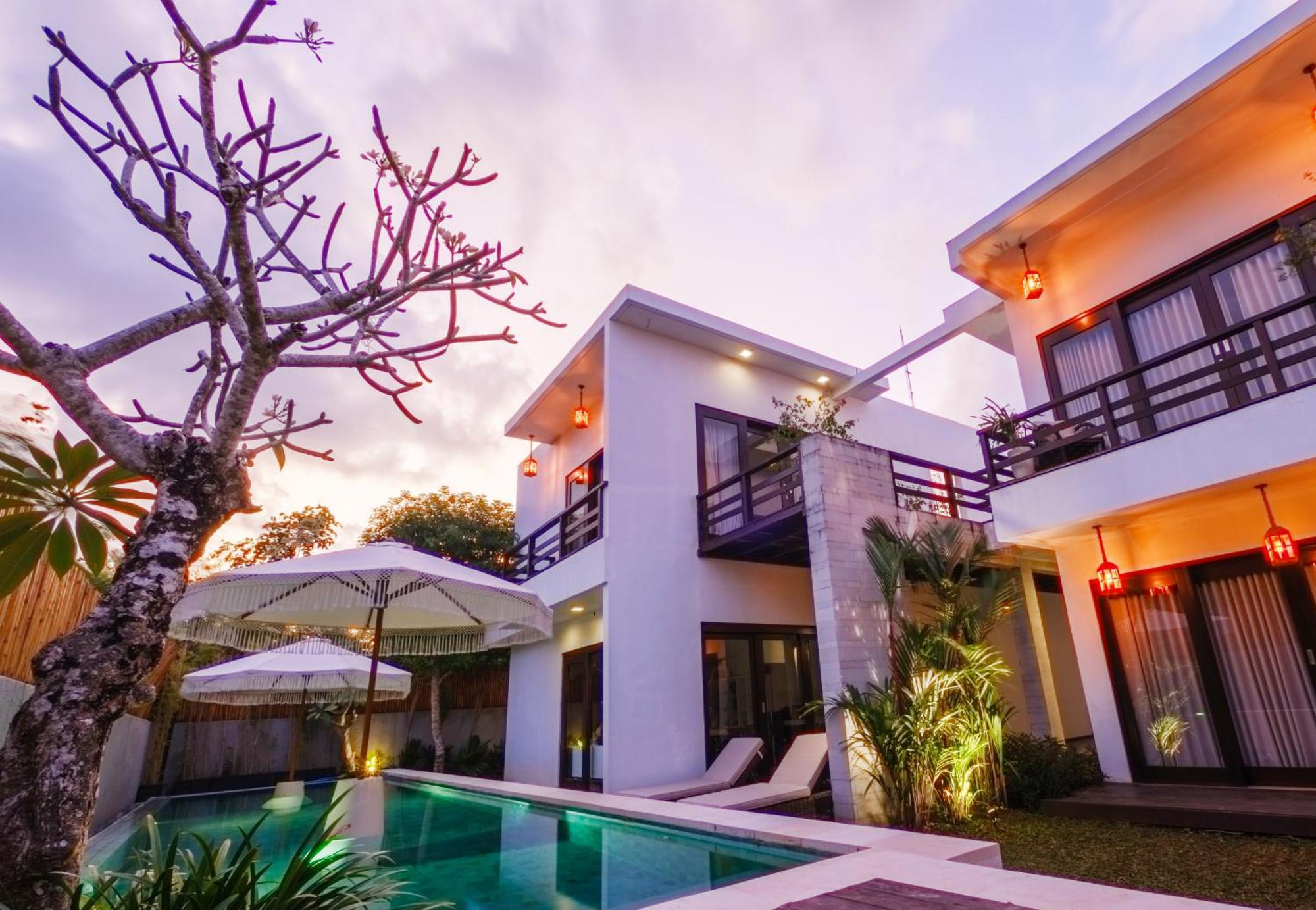 Skyfall Luxury Beach Villa Нуса-Дуа Экстерьер фото